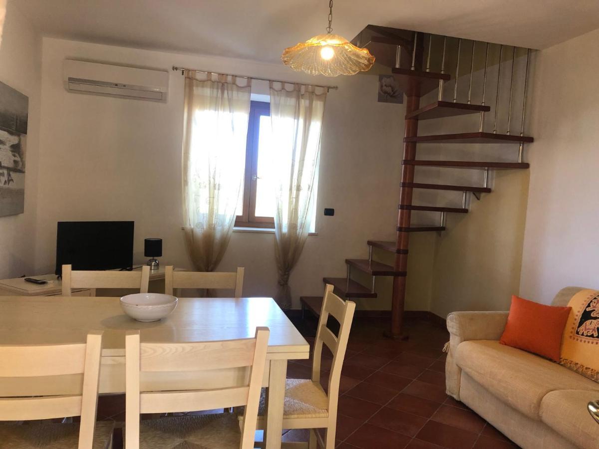 Civico 34 House 6 - Suite 2 Livelli Стинтино Екстериор снимка